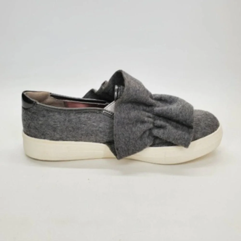 Nina Shoes Womens Ivani Sneakers Gray Heathered Ruffle Low Top Round Toe 6